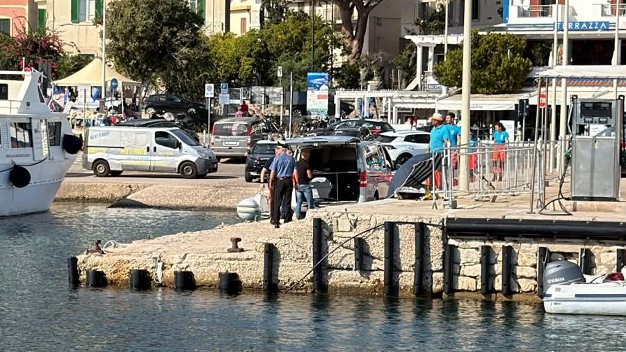 German tourist dies after becoming ill while freeing boat anchor in Sardinia