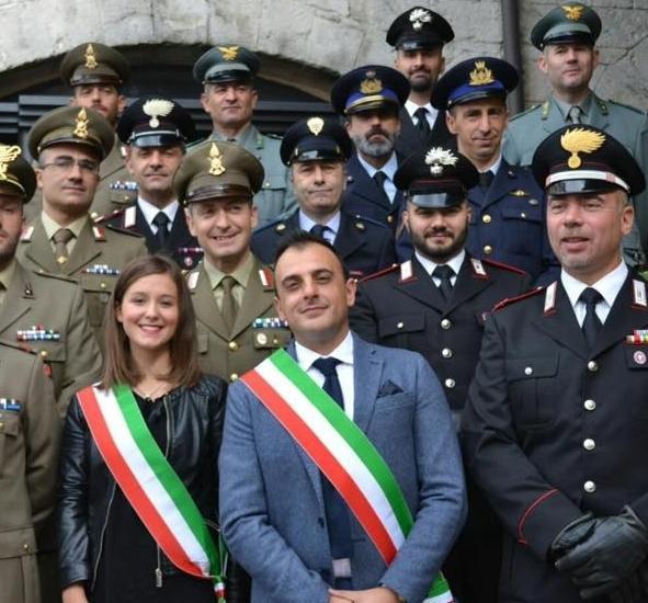 Cerimonia per i caduti in guerra - La Nuova Sardegna