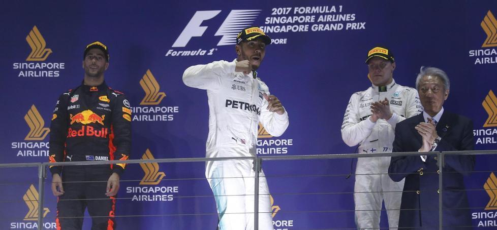Patatrac Ferrari Hamilton Fugge Gazzetta Di Modena