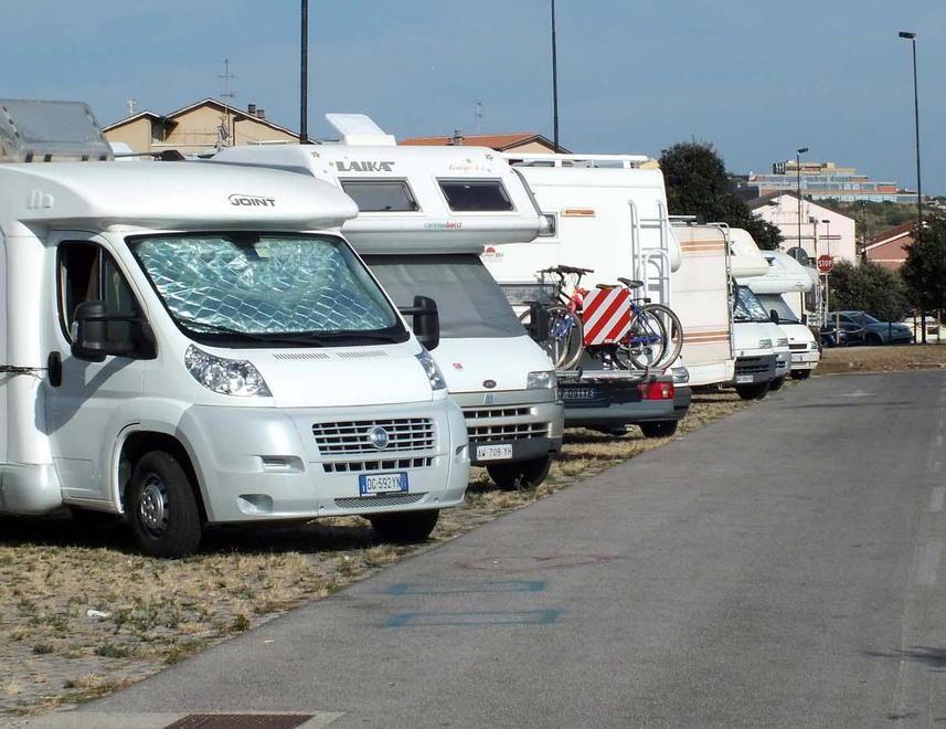 Turisti in camper, tre aree attrezzate Il Tirreno