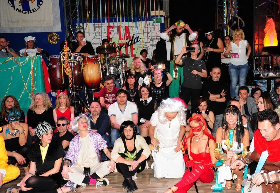 Carnevale, gran finale in maschera al Florida - Gazzetta di Modena