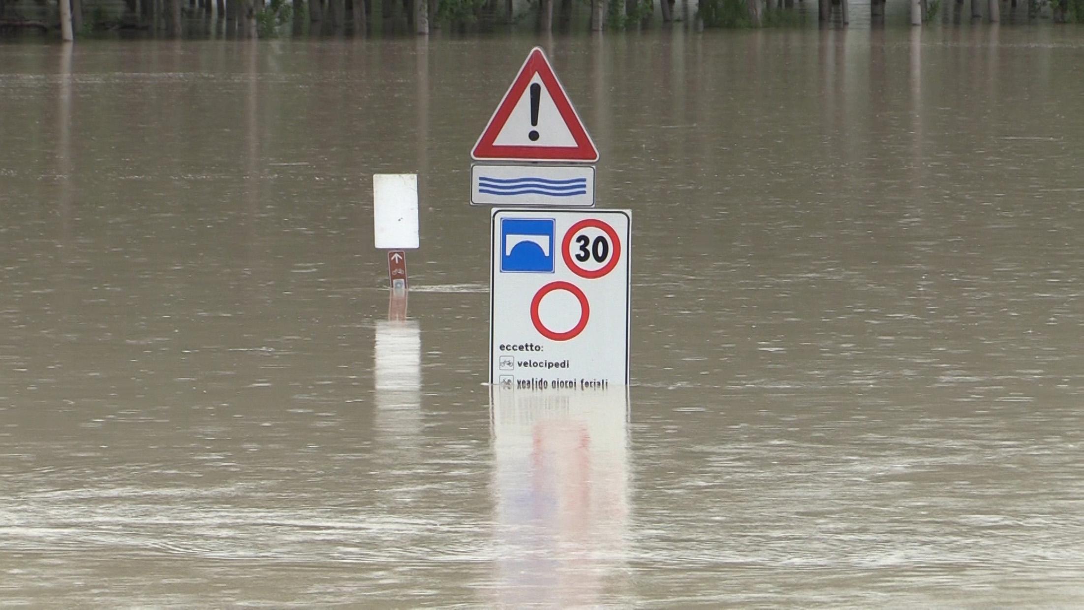 Emergenza fiumi. A Modena riaperti Ponte Alto e Ponte dell'Uccellino