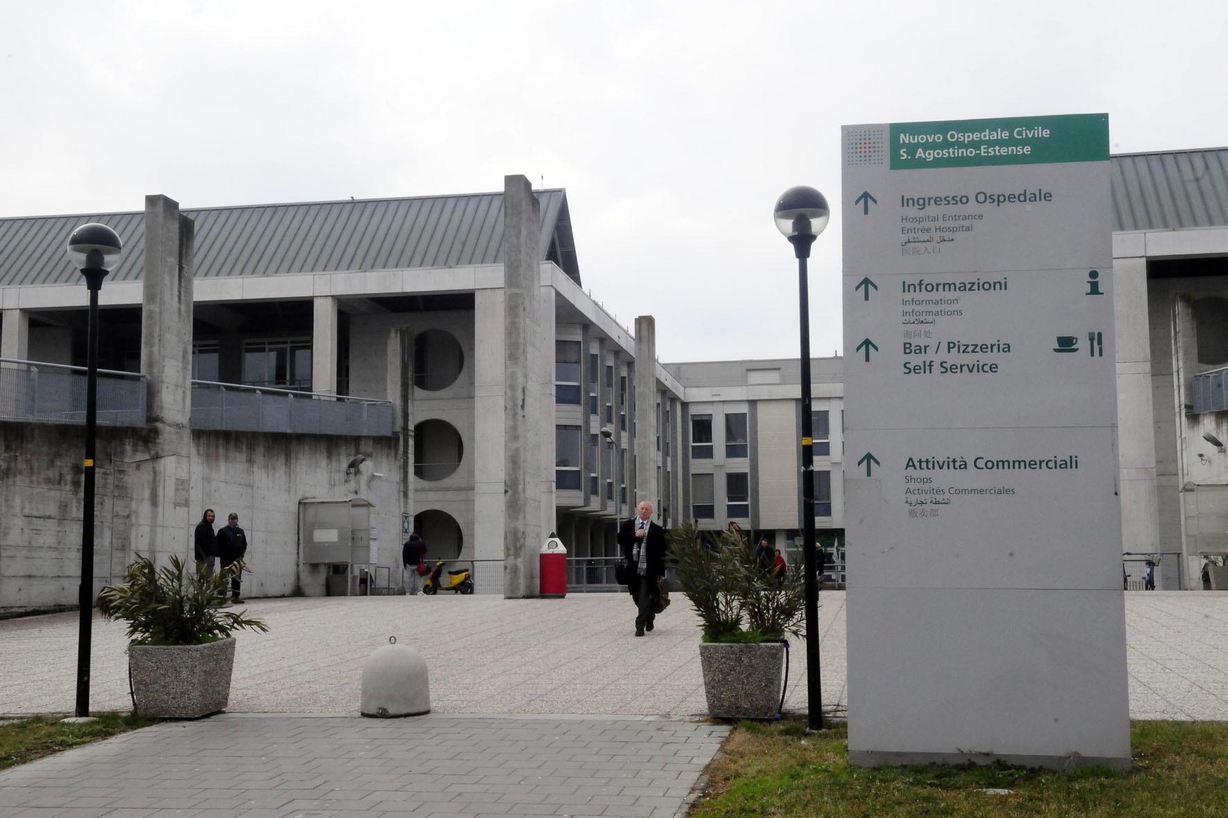 ospedale-baggiovara-di-modena-atteso-in-sala-operatoria-resta-bloccato