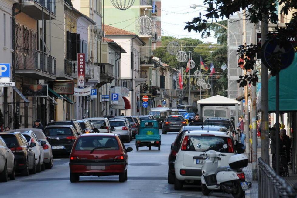 Investita Da Monopattino Cade E Viene Ricoverata Incidente In Via 