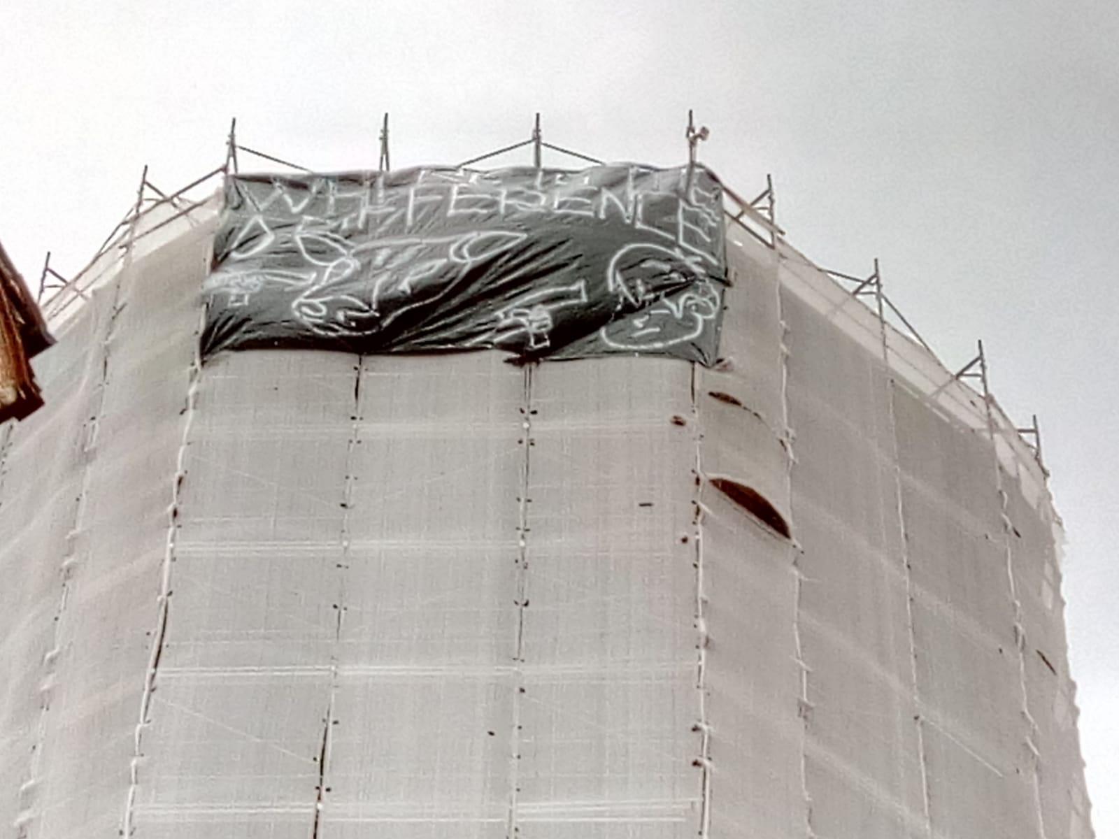 Blitz degli animalisti nella notte sulla