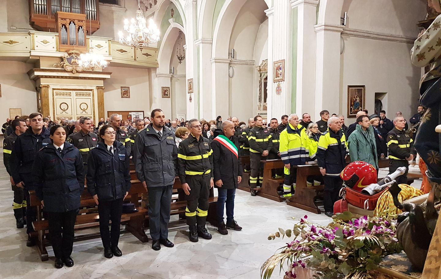 I vigili del fuoco ricordano i colleghi morti ad Alessandria - La Nuova ...