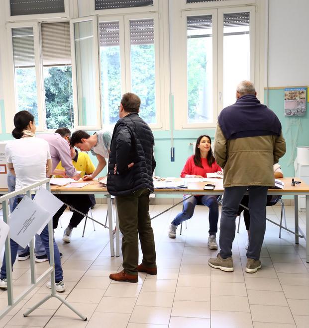 I presidenti di seggio esclusi dall’incarico Chieste le motivazioni La Nuova Ferrara I presidenti di seggio esclusi dall’incarico Chieste le motivazioni La Nuova Ferrara