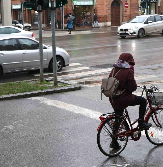 Nuove corsie ciclabili e stanze avanzate Come si percorrono e chi le ...