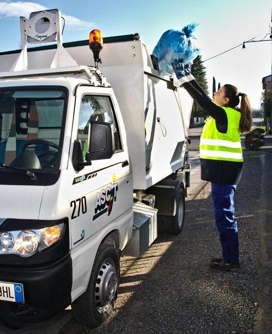 Api Rida Barga Rifiuti, si cambia A Barga arriva Ascit - Il Tirreno