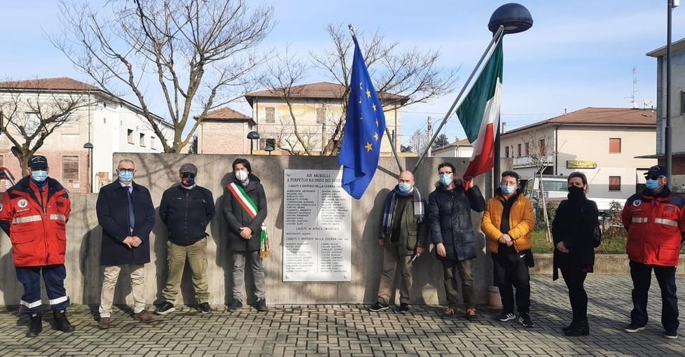 Monumento ai caduti Ieri inaugurata la lapide - La Nuova Ferrara