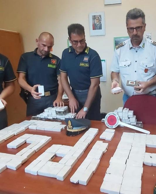 Megacarico di droga Autista resta in carcere Il Tirreno Megacarico di droga Autista resta in carcere Il Tirreno
