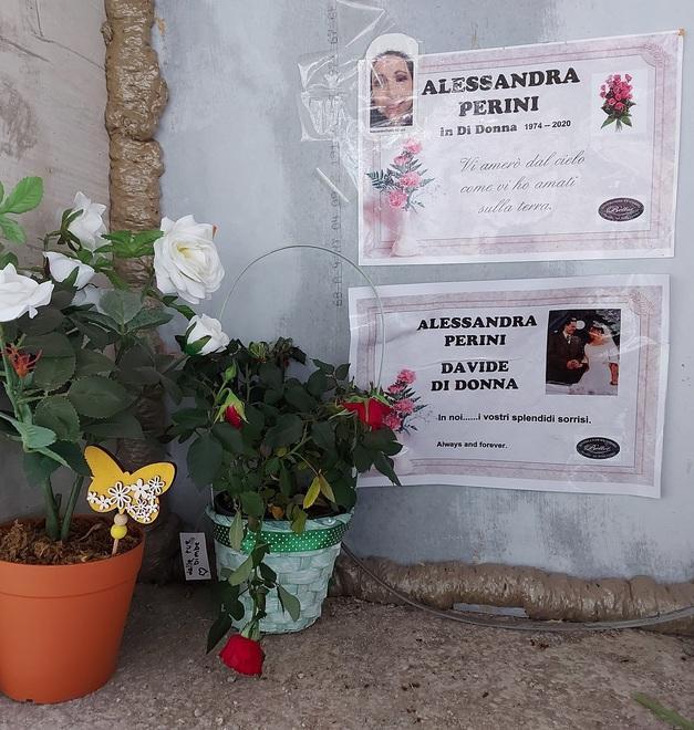 Pavullo Alessandra Sepolta Assieme Al Marito Accusato Di Averla Uccisa 