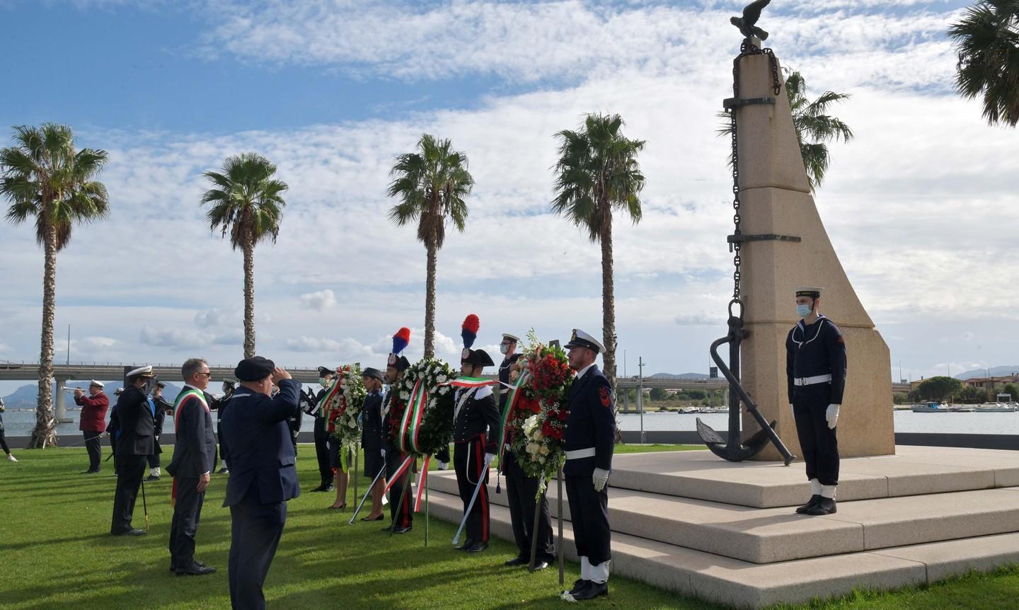 La memoria dei caduti in guerra - La Nuova Sardegna