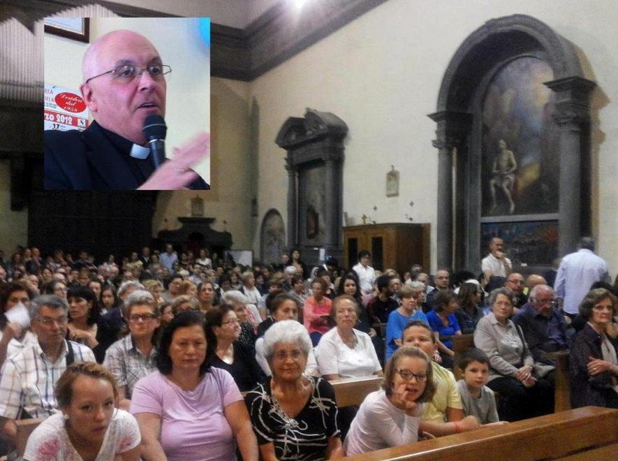 Lacrime e gratitudine al parroco che se ne va - Il Tirreno