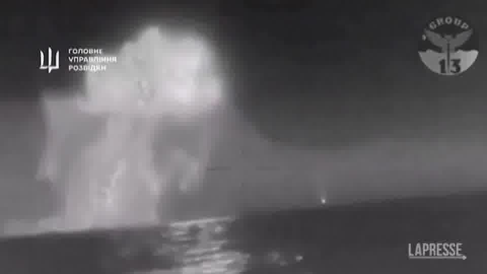 Ucraina, Kiev: "Distrutta una nave russa nel Mar Nero". Il momento dell'attacco