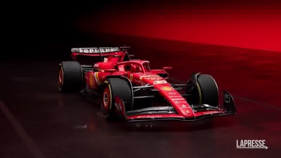 F1, svelata la nuova Ferrari SF24: le immagini