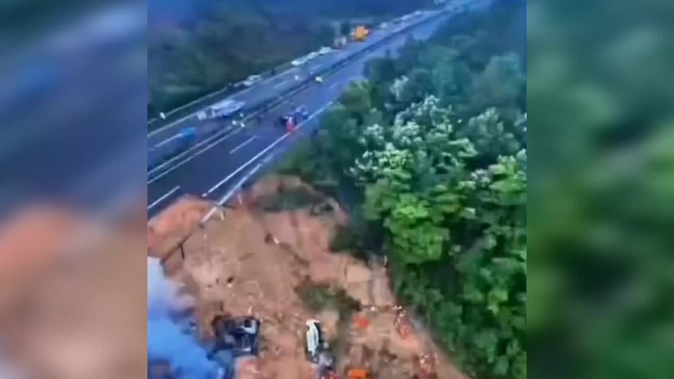 Cina, crolla un tratto di autostrada: 19 morti