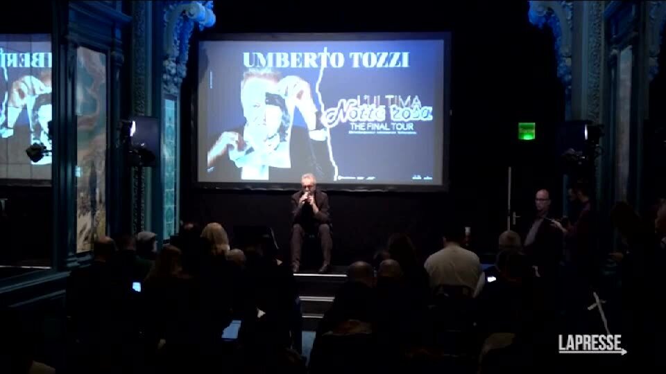Umberto Tozzi dà l'addio alle scene presentando il suo tour da Parigi