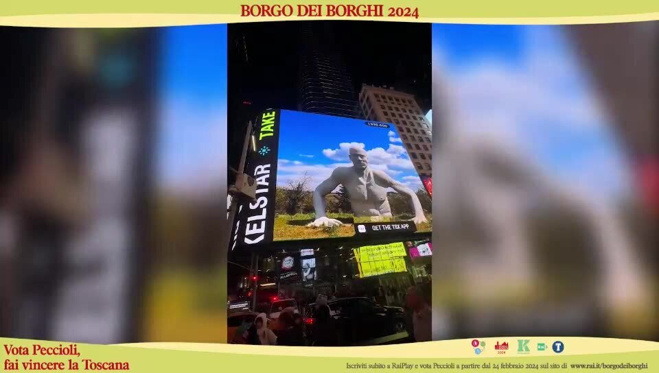 Sorpresa a New York: i Giganti di Peccioli (e non solo) in mezzo ai grattacieli di Times Square