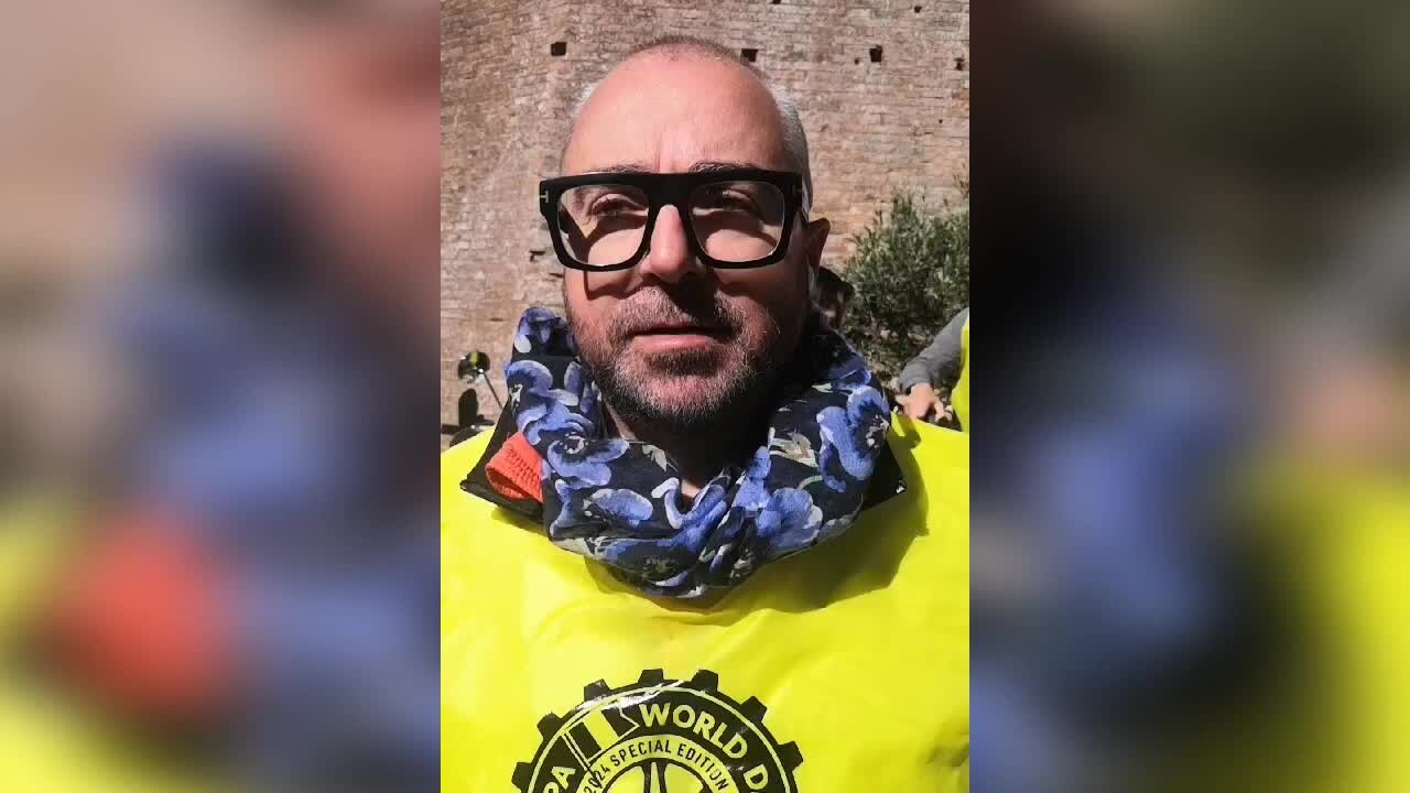 Vespa World Days, il sindaco di Pontedera: "Qui a Lari con un 125 Primavera, Piaggio patrimonio del territorio"