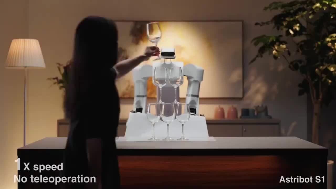 Ecco Astribot, i robot che può cucinare, pulire e fare il bucato: chi non lo vorrebbe in casa?