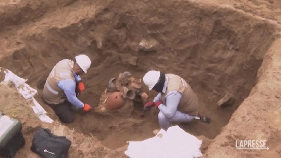 Perù, 8 mummie ritrovate durante i lavori per la rete del gas