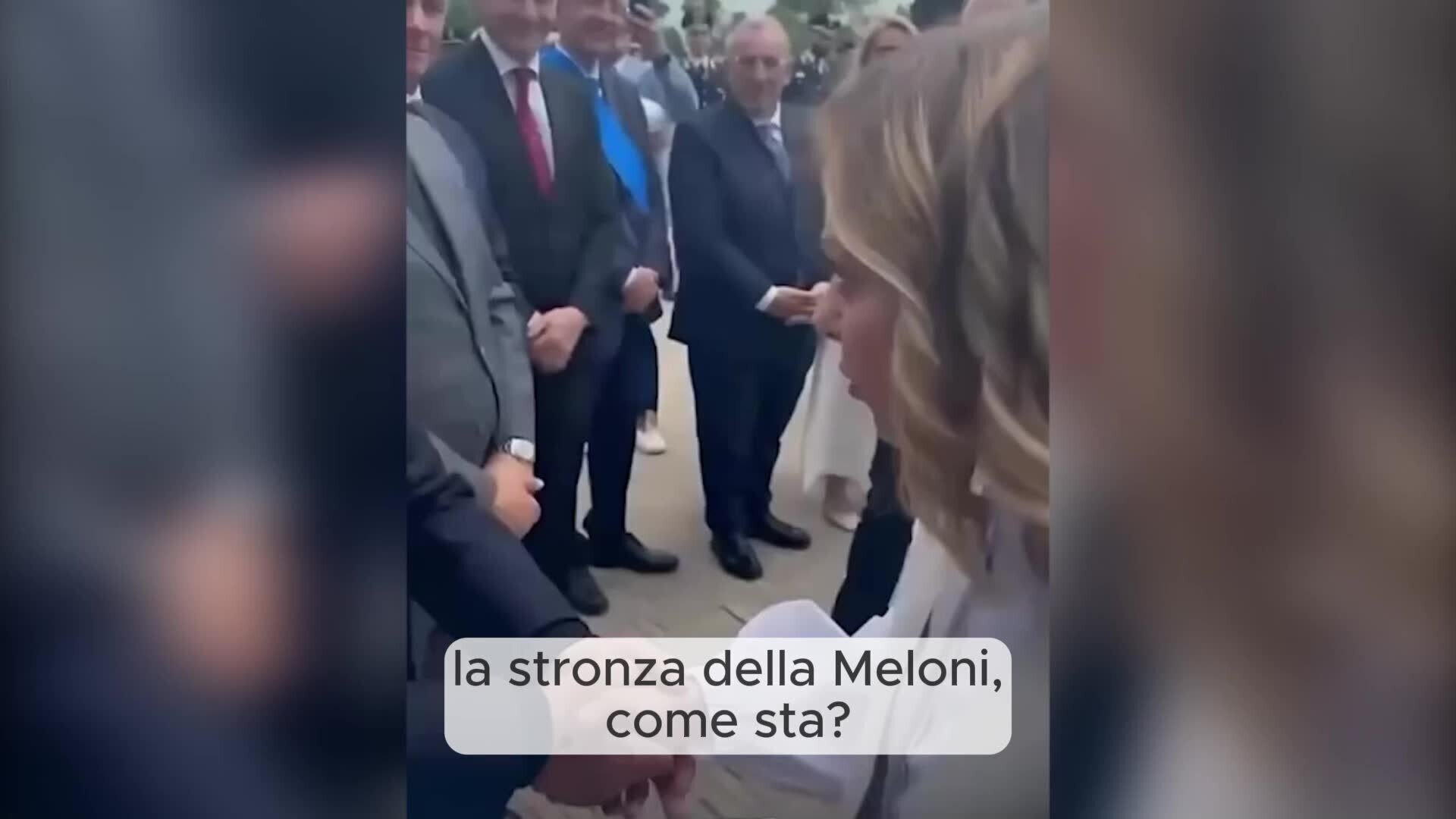 "La stron.. della Meloni": il saluto della premier a De Luca