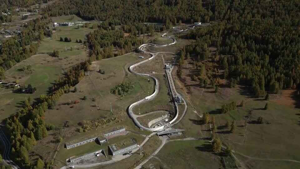 Milano-Cortina, ecco la pista da bob di Cesana al centro delle polemiche